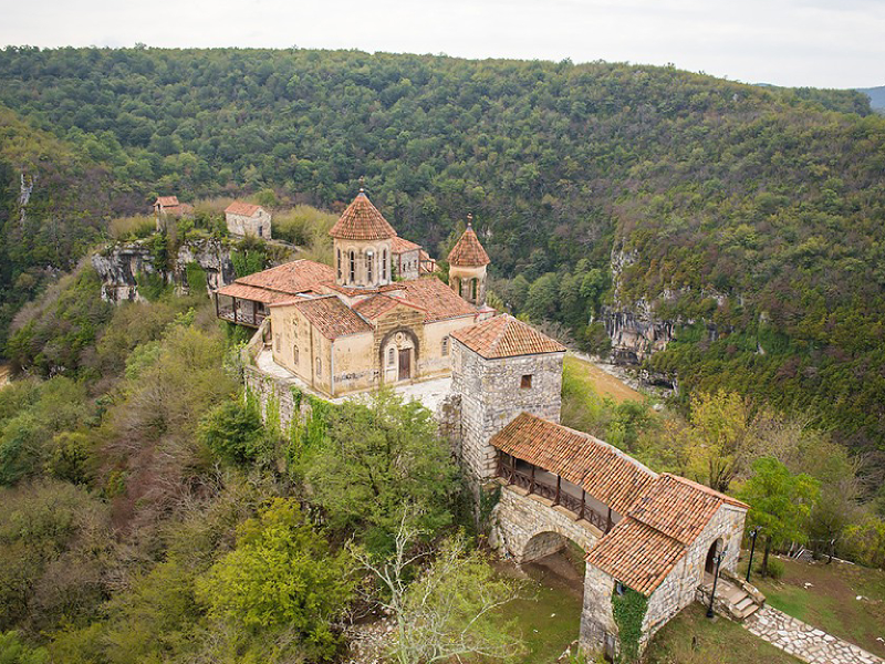 THE 10 CLOSEST Hotels to Motsameta Monastery